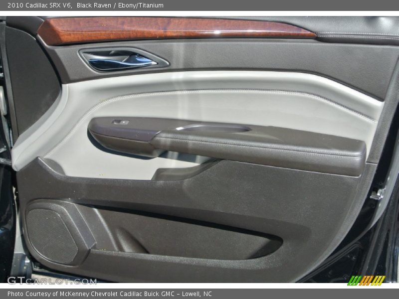 Black Raven / Ebony/Titanium 2010 Cadillac SRX V6