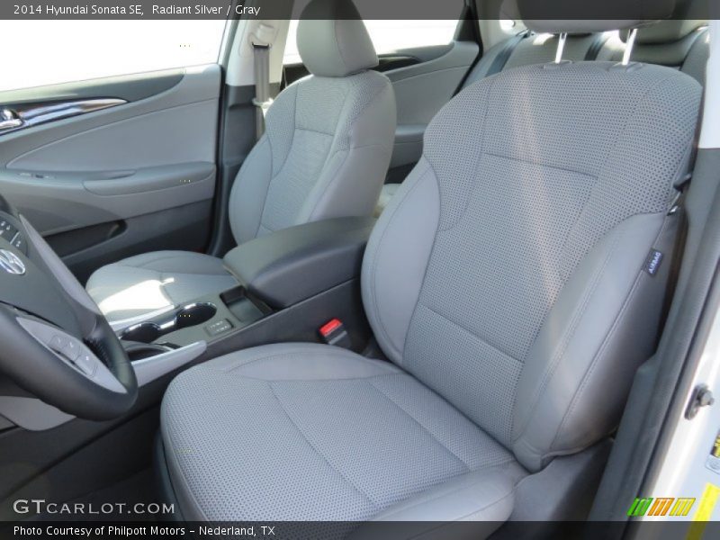 Radiant Silver / Gray 2014 Hyundai Sonata SE