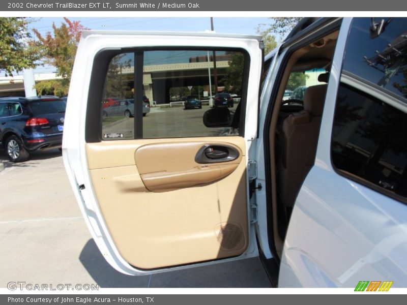 Summit White / Medium Oak 2002 Chevrolet TrailBlazer EXT LT