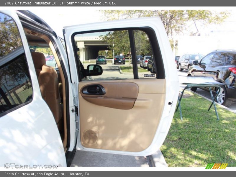 Summit White / Medium Oak 2002 Chevrolet TrailBlazer EXT LT