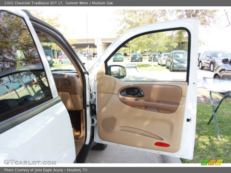 Summit White / Medium Oak 2002 Chevrolet TrailBlazer EXT LT