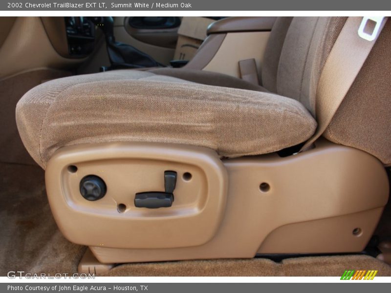 Summit White / Medium Oak 2002 Chevrolet TrailBlazer EXT LT