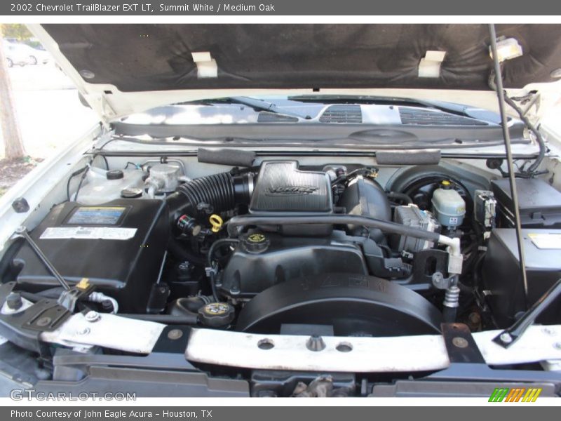 Summit White / Medium Oak 2002 Chevrolet TrailBlazer EXT LT