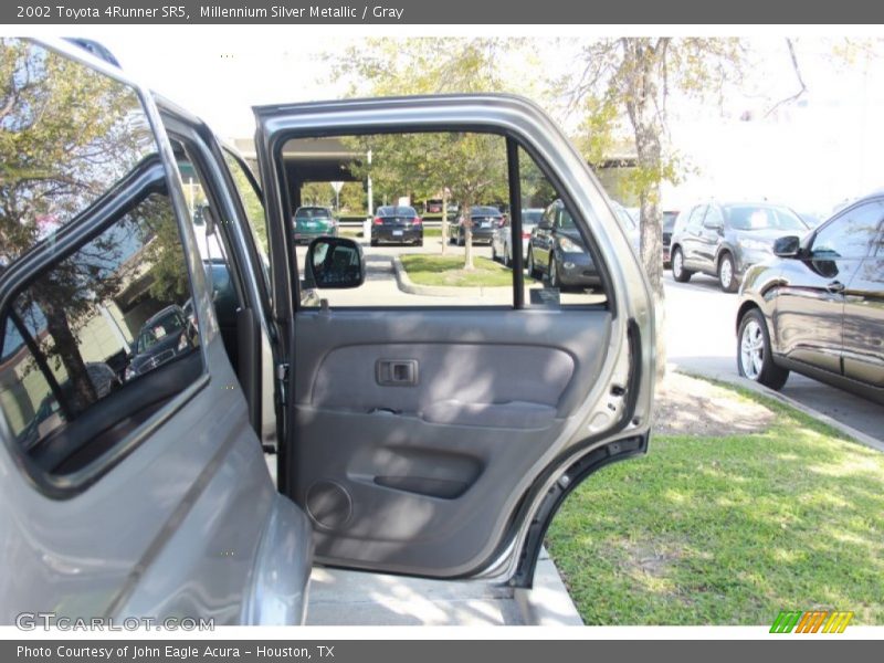 Millennium Silver Metallic / Gray 2002 Toyota 4Runner SR5