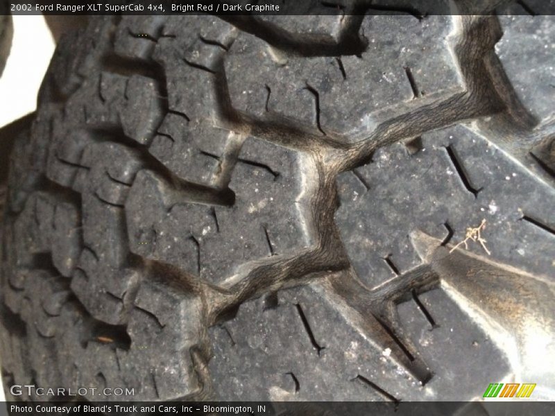 Bright Red / Dark Graphite 2002 Ford Ranger XLT SuperCab 4x4