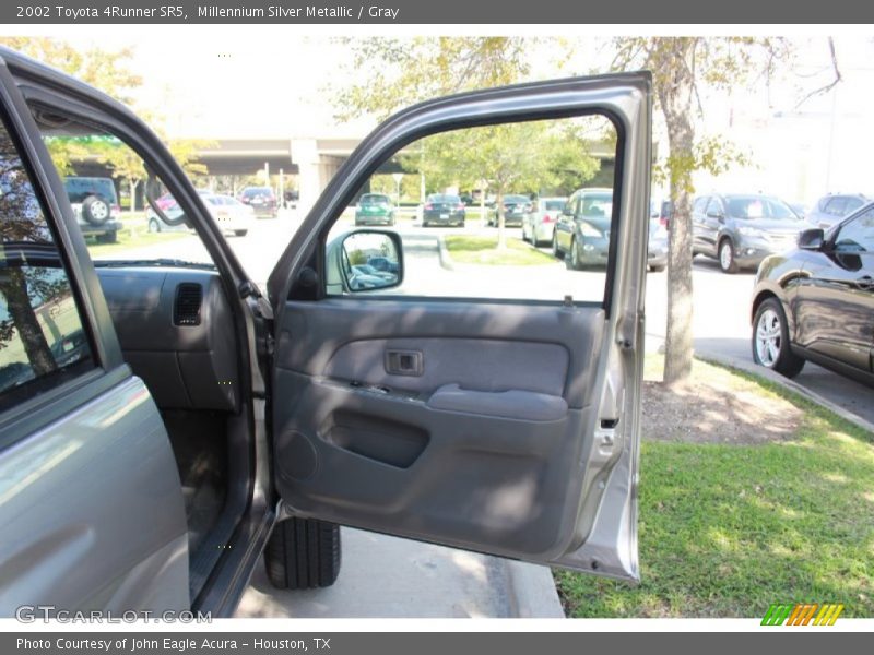 Millennium Silver Metallic / Gray 2002 Toyota 4Runner SR5