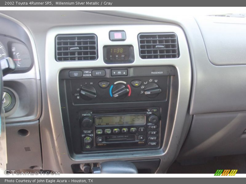 Millennium Silver Metallic / Gray 2002 Toyota 4Runner SR5