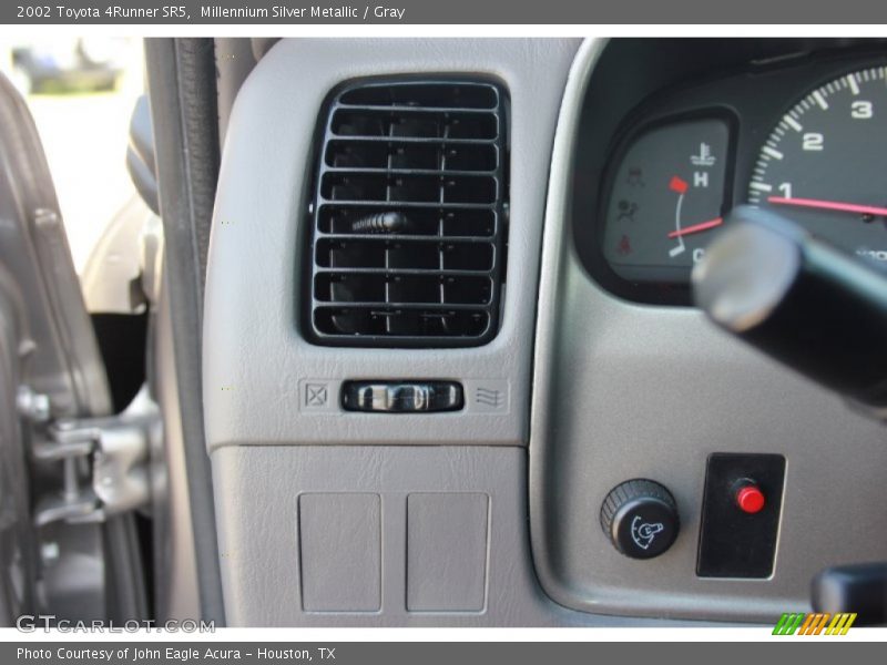 Millennium Silver Metallic / Gray 2002 Toyota 4Runner SR5
