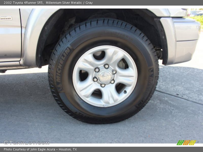 Millennium Silver Metallic / Gray 2002 Toyota 4Runner SR5