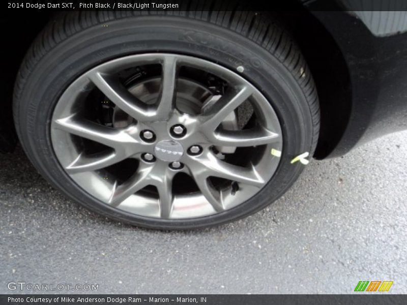 Pitch Black / Black/Light Tungsten 2014 Dodge Dart SXT