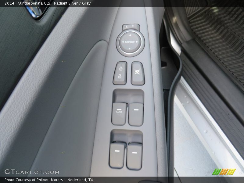 Radiant Silver / Gray 2014 Hyundai Sonata GLS
