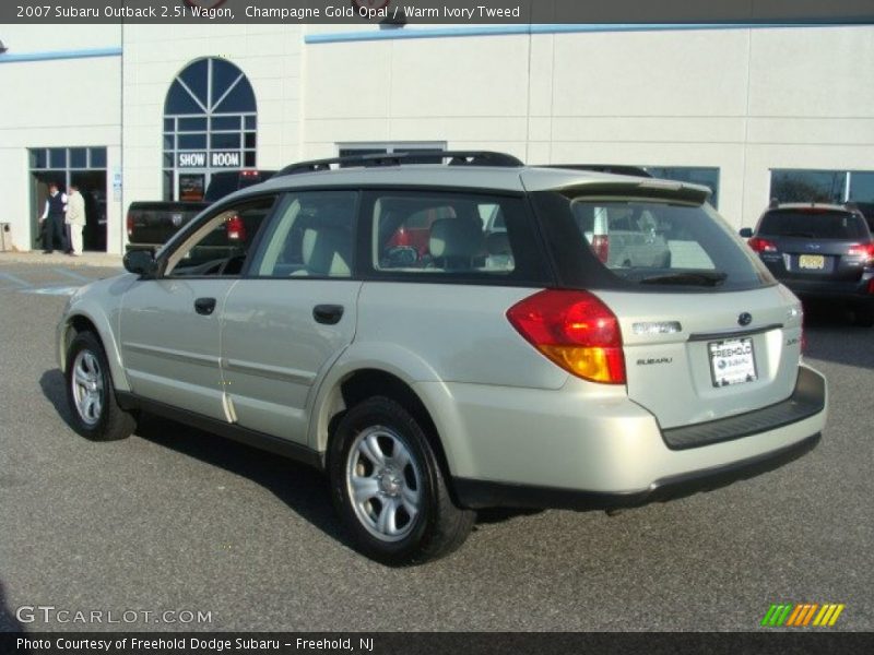 Champagne Gold Opal / Warm Ivory Tweed 2007 Subaru Outback 2.5i Wagon