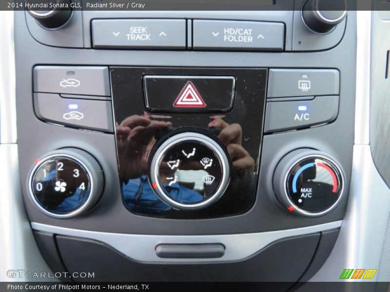 Radiant Silver / Gray 2014 Hyundai Sonata GLS
