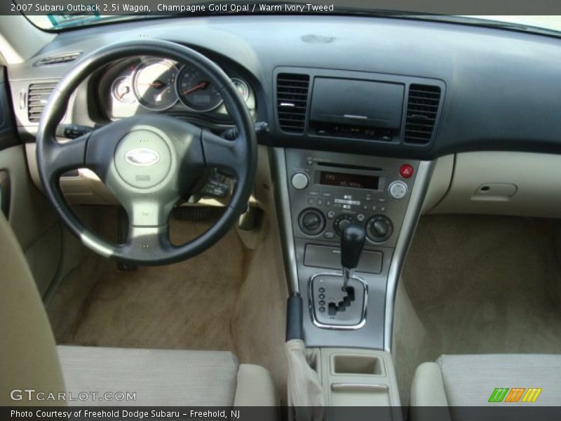 Champagne Gold Opal / Warm Ivory Tweed 2007 Subaru Outback 2.5i Wagon