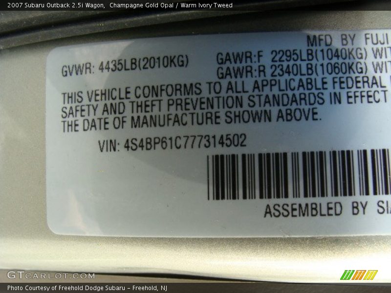 Champagne Gold Opal / Warm Ivory Tweed 2007 Subaru Outback 2.5i Wagon