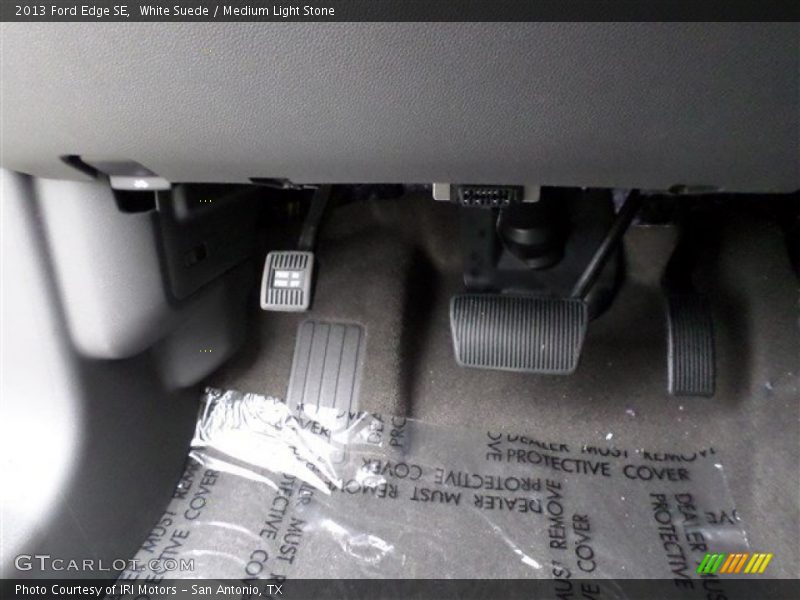 White Suede / Medium Light Stone 2013 Ford Edge SE