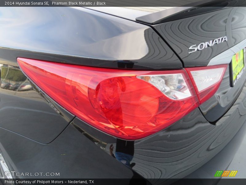 Phantom Black Metallic / Black 2014 Hyundai Sonata SE