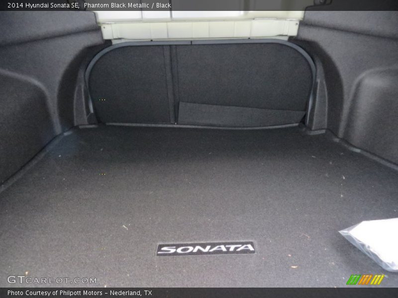 Phantom Black Metallic / Black 2014 Hyundai Sonata SE