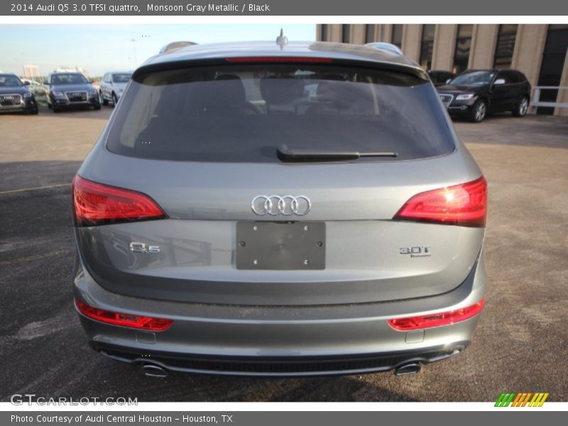 Monsoon Gray Metallic / Black 2014 Audi Q5 3.0 TFSI quattro