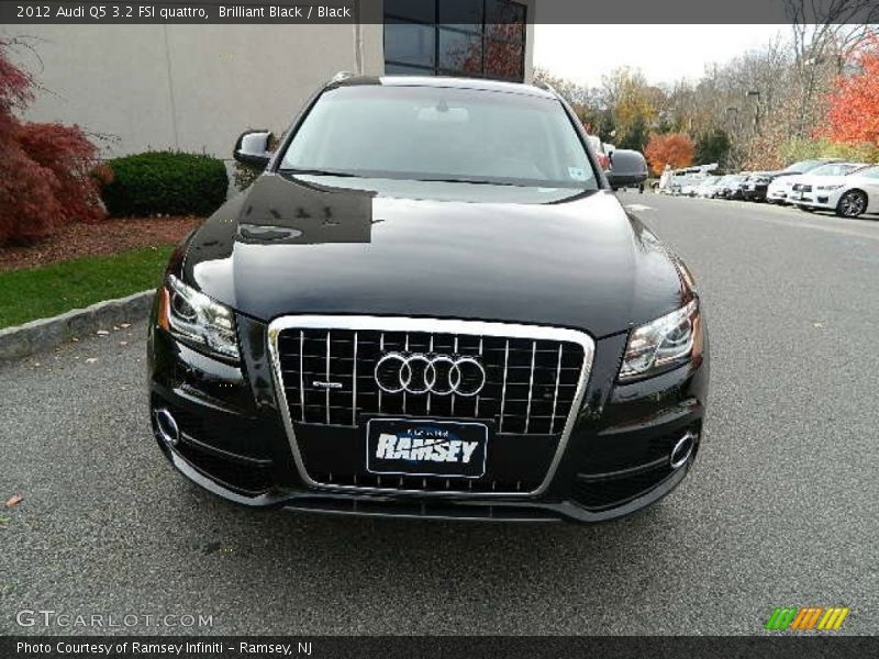 Brilliant Black / Black 2012 Audi Q5 3.2 FSI quattro