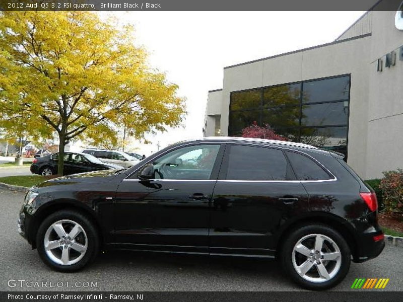 Brilliant Black / Black 2012 Audi Q5 3.2 FSI quattro
