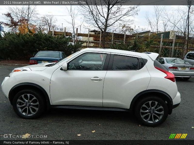 White Pearl / Black/Silver Trim 2011 Nissan Juke SV AWD