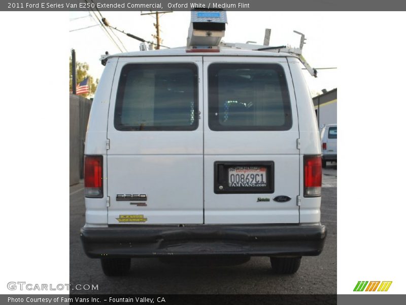 Oxford White / Medium Flint 2011 Ford E Series Van E250 Extended Commercial