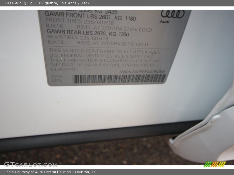 Ibis White / Black 2014 Audi Q5 2.0 TFSI quattro