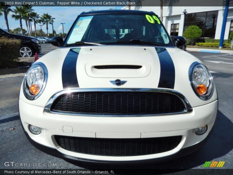Pepper White / Checkered Carbon Black/Black 2009 Mini Cooper S Clubman