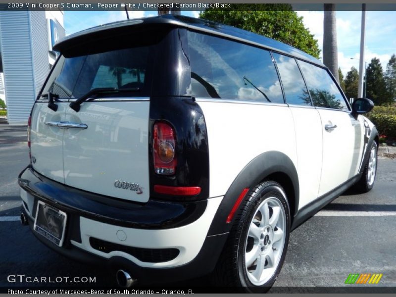 Pepper White / Checkered Carbon Black/Black 2009 Mini Cooper S Clubman