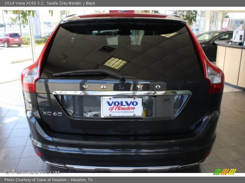 Saville Grey Metallic / Black 2014 Volvo XC60 3.2