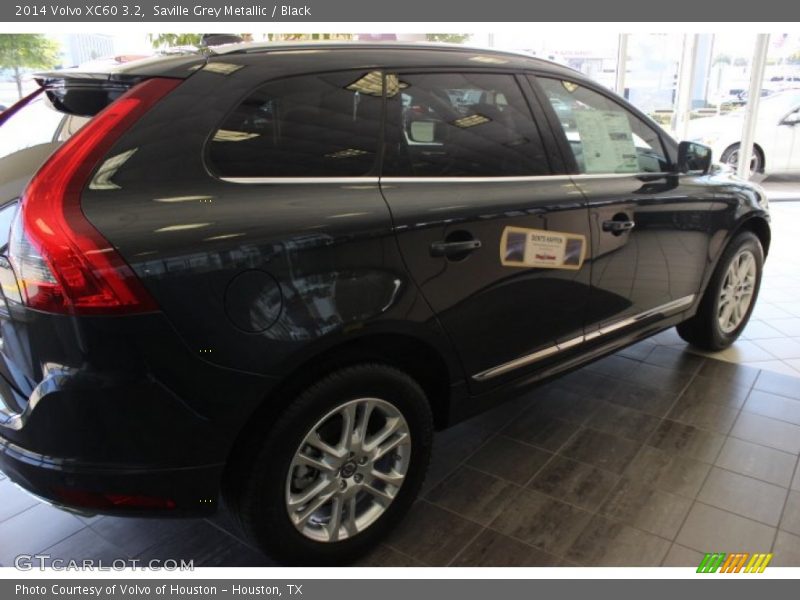 Saville Grey Metallic / Black 2014 Volvo XC60 3.2