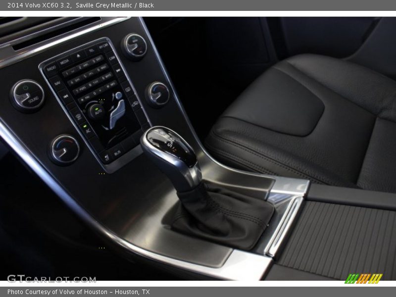 Saville Grey Metallic / Black 2014 Volvo XC60 3.2