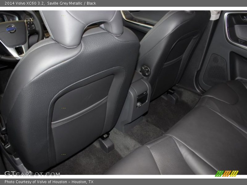 Saville Grey Metallic / Black 2014 Volvo XC60 3.2