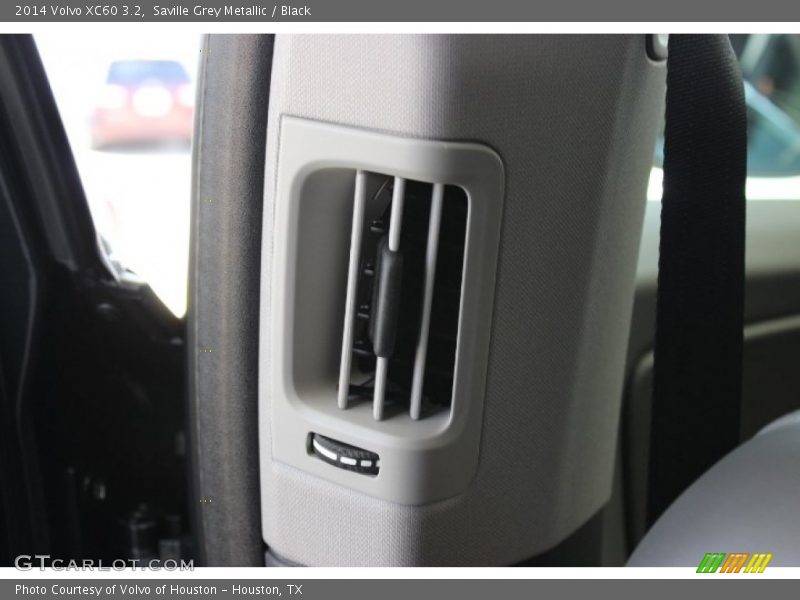 Saville Grey Metallic / Black 2014 Volvo XC60 3.2