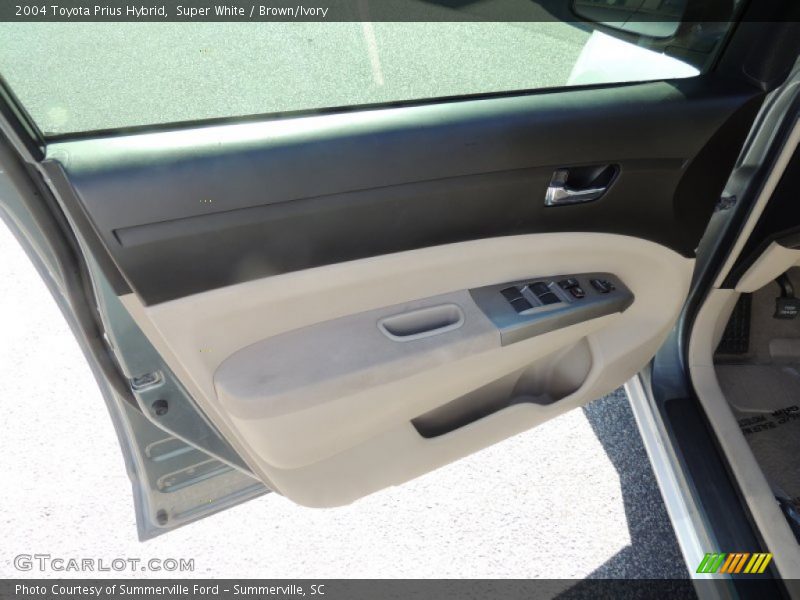 Super White / Brown/Ivory 2004 Toyota Prius Hybrid