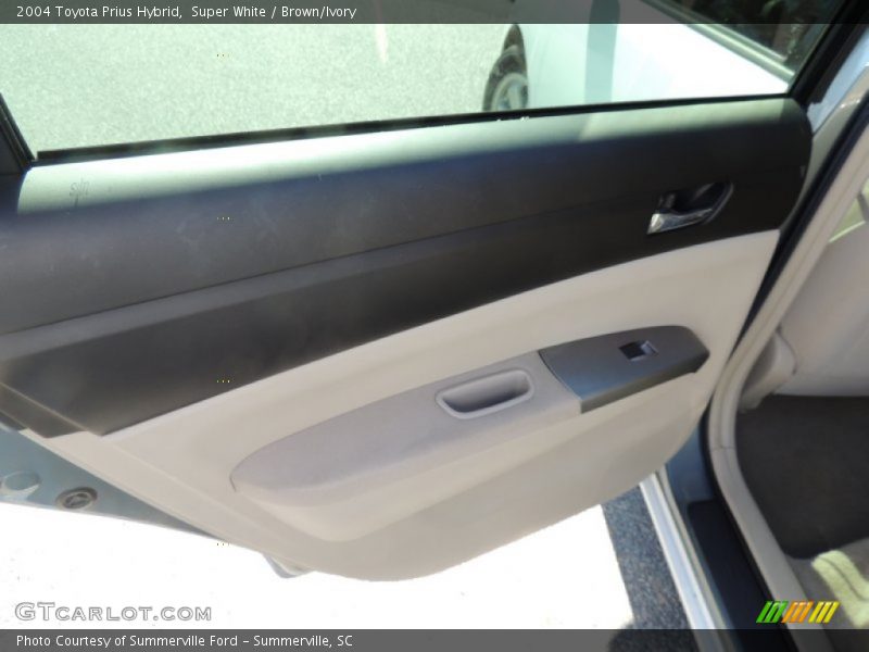Super White / Brown/Ivory 2004 Toyota Prius Hybrid