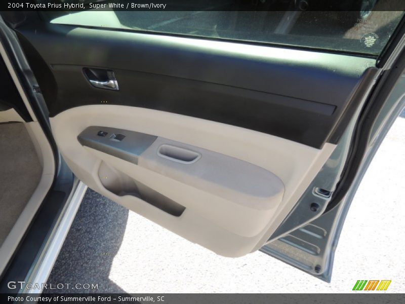 Super White / Brown/Ivory 2004 Toyota Prius Hybrid