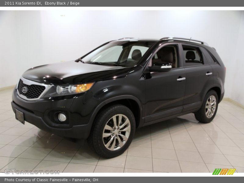 Ebony Black / Beige 2011 Kia Sorento EX