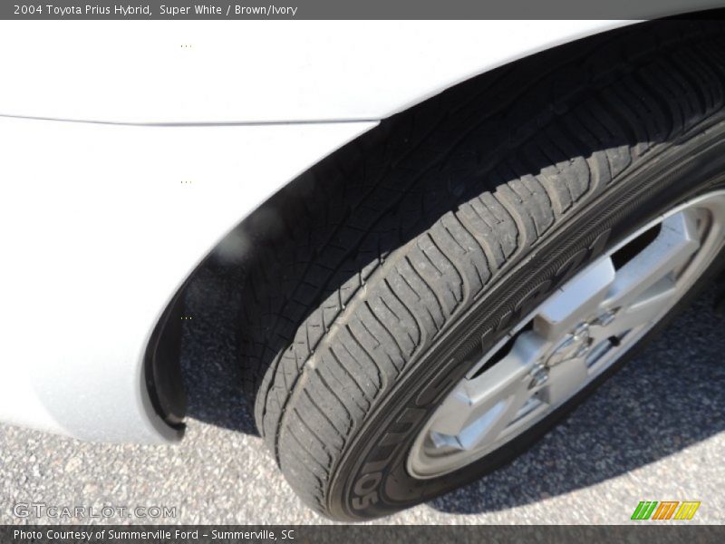 Super White / Brown/Ivory 2004 Toyota Prius Hybrid