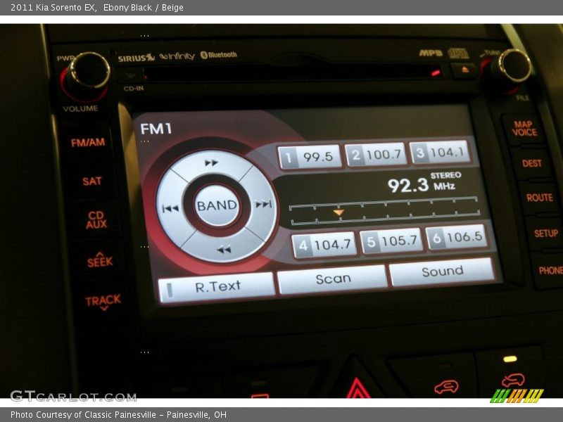 Ebony Black / Beige 2011 Kia Sorento EX