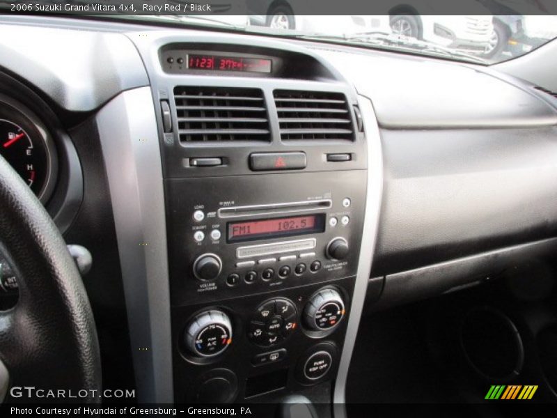 Racy Red / Black 2006 Suzuki Grand Vitara 4x4