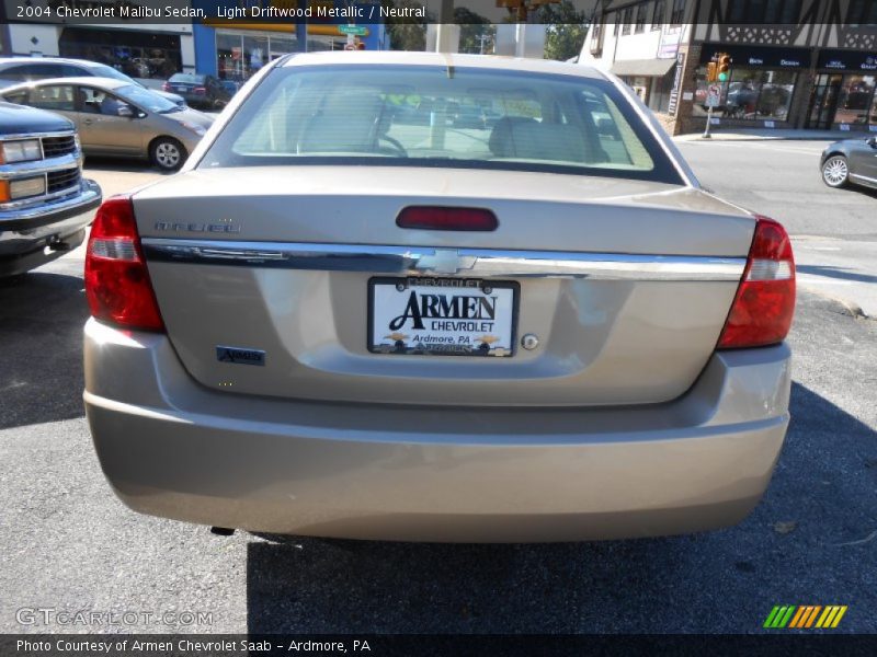 Light Driftwood Metallic / Neutral 2004 Chevrolet Malibu Sedan
