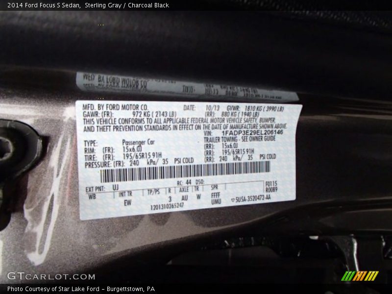 Sterling Gray / Charcoal Black 2014 Ford Focus S Sedan