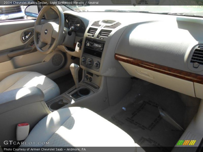 Light Driftwood Metallic / Neutral 2004 Chevrolet Malibu Sedan
