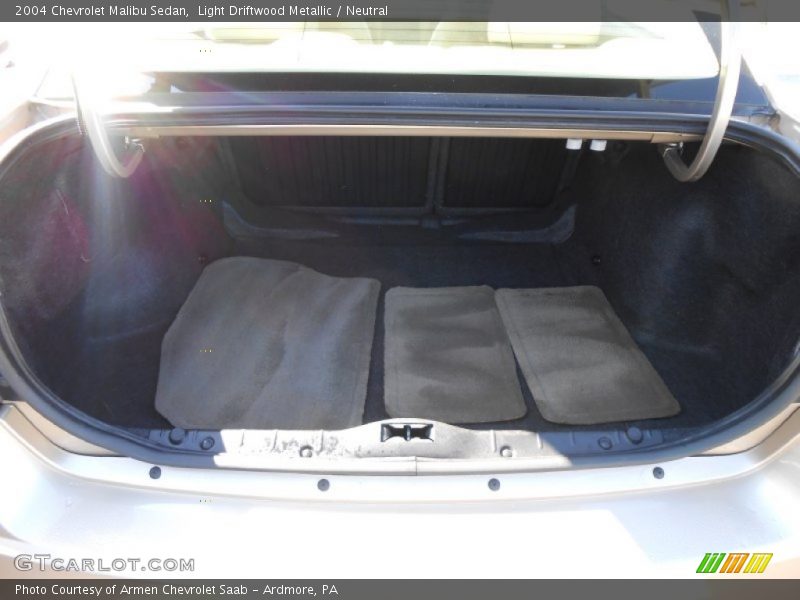 Light Driftwood Metallic / Neutral 2004 Chevrolet Malibu Sedan