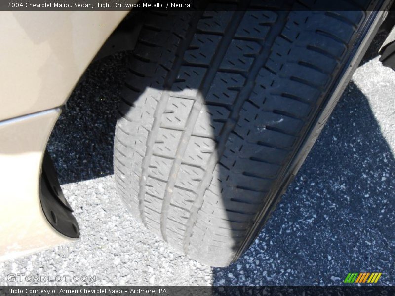Light Driftwood Metallic / Neutral 2004 Chevrolet Malibu Sedan
