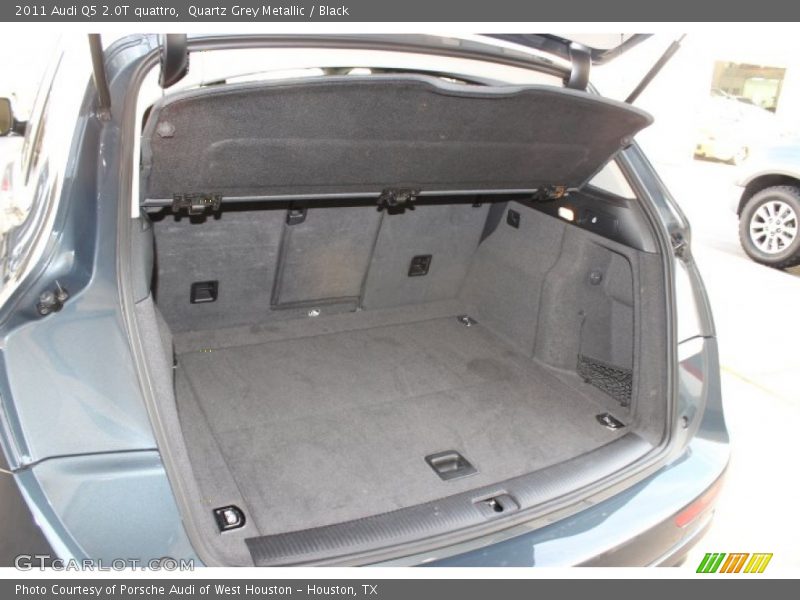 Quartz Grey Metallic / Black 2011 Audi Q5 2.0T quattro