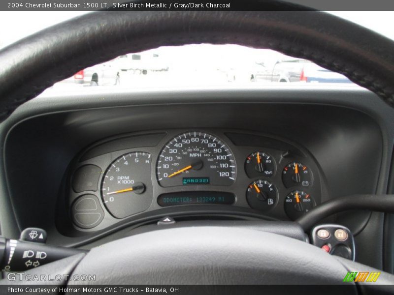Silver Birch Metallic / Gray/Dark Charcoal 2004 Chevrolet Suburban 1500 LT