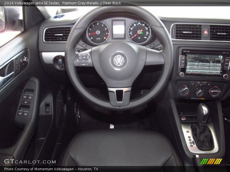 Platinum Gray Metallic / Titan Black 2014 Volkswagen Jetta SE Sedan